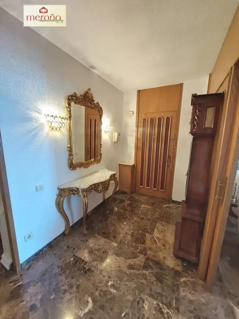 Piso de alquiler en Casco Antiguo - Sta. Cruz - Ayuntamiento