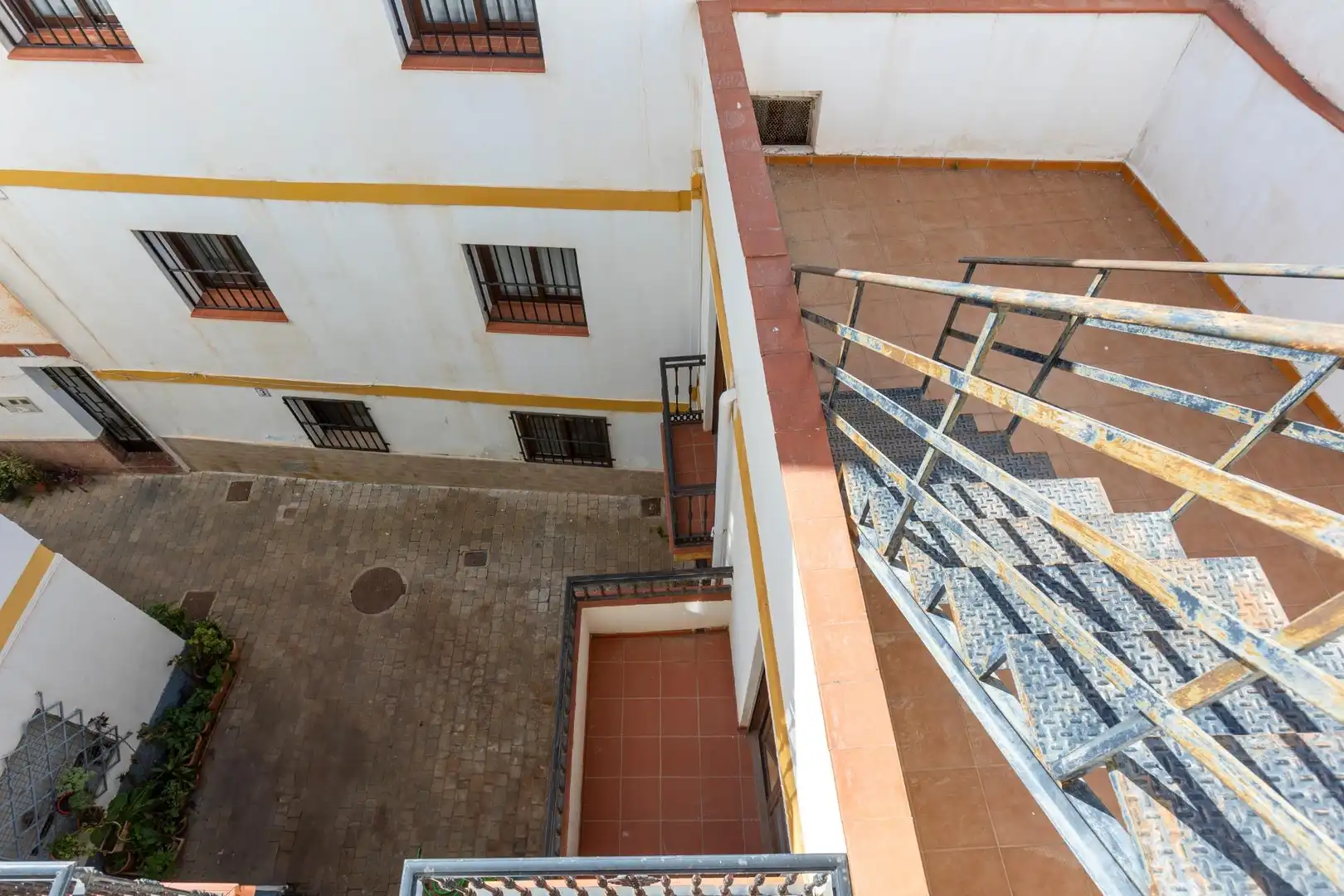 Exterior view of Houses for sale in Almuñécar  with Air Conditioner, Terrace and Furnished
