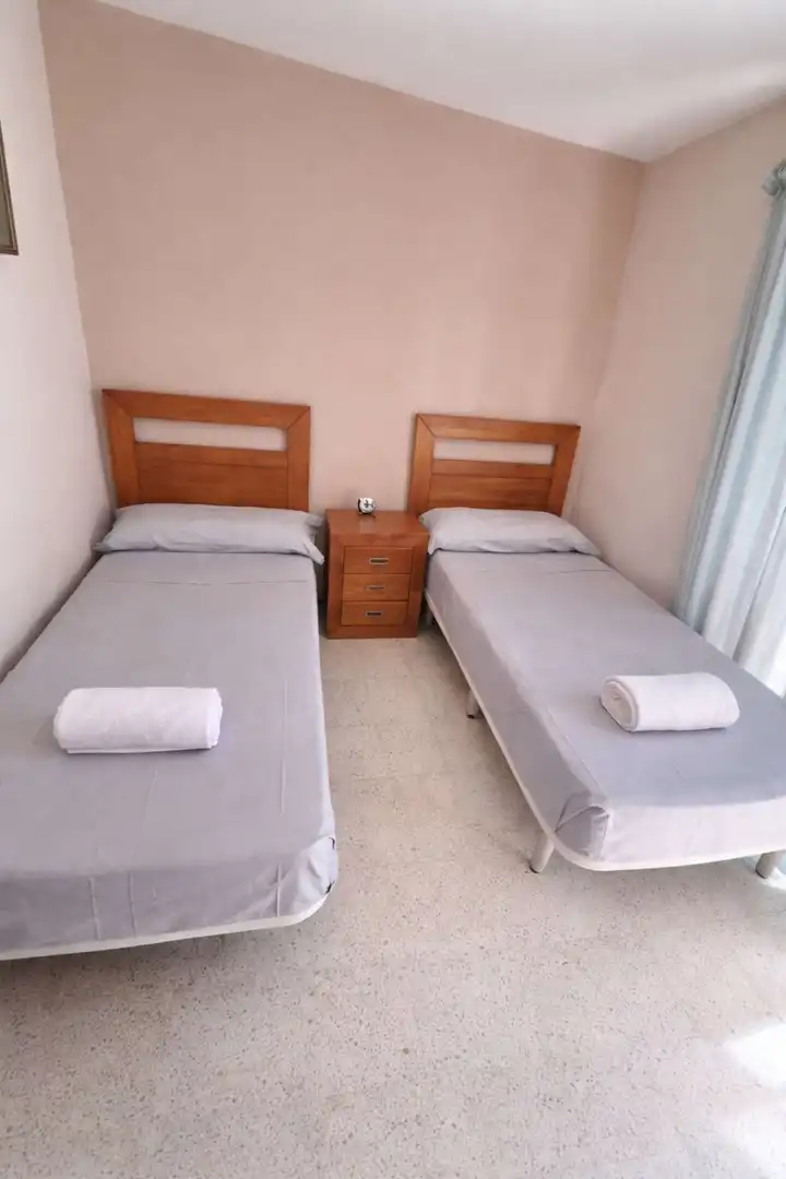 Schlafzimmer von Wohnungen zur untervermieten in Benidorm mit Klimaanlage, Terrasse und Möbliert