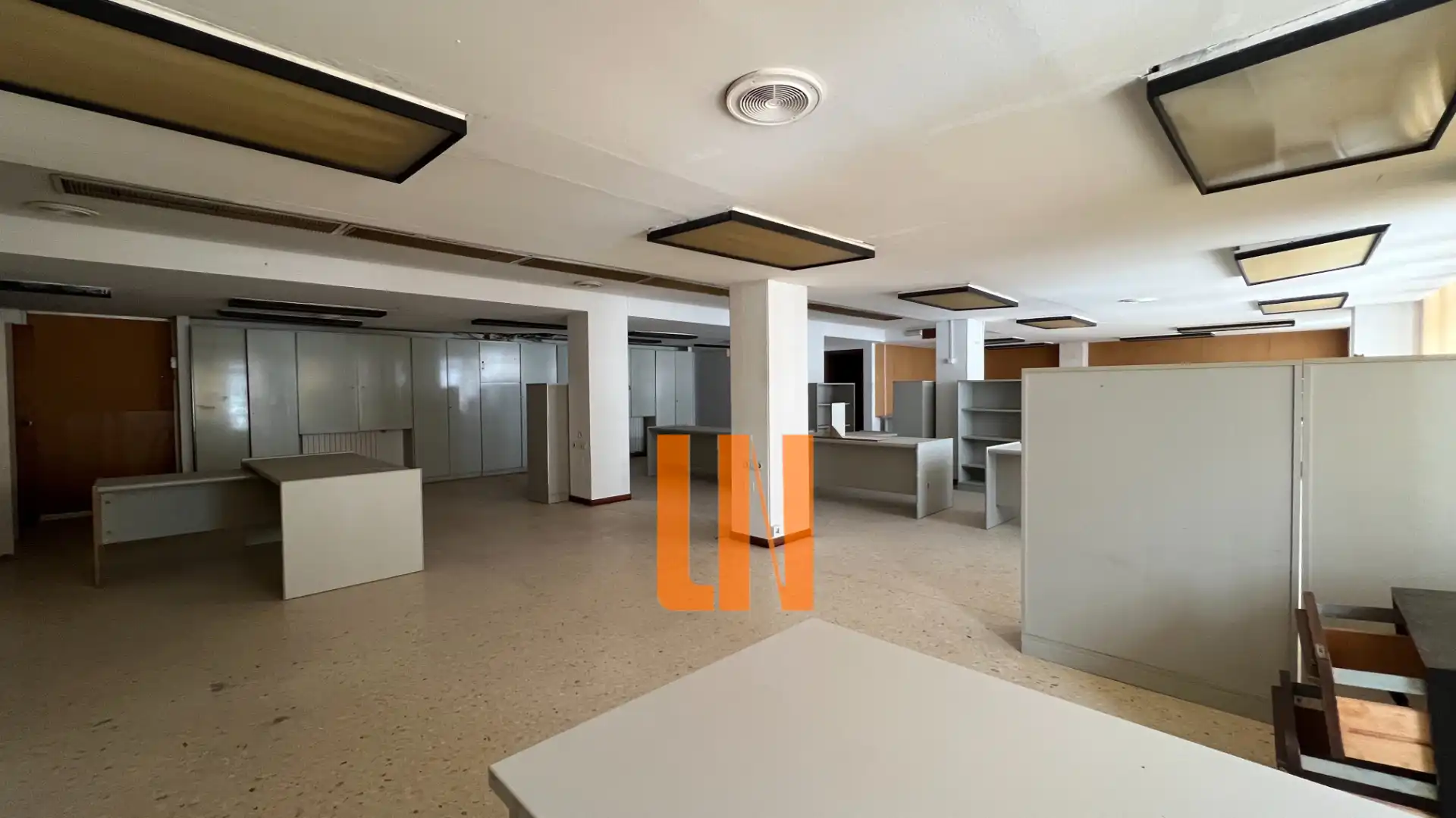 Oficina amb ascensor en venda a Rúa José Luis Pérez Cepeda, imagen 11