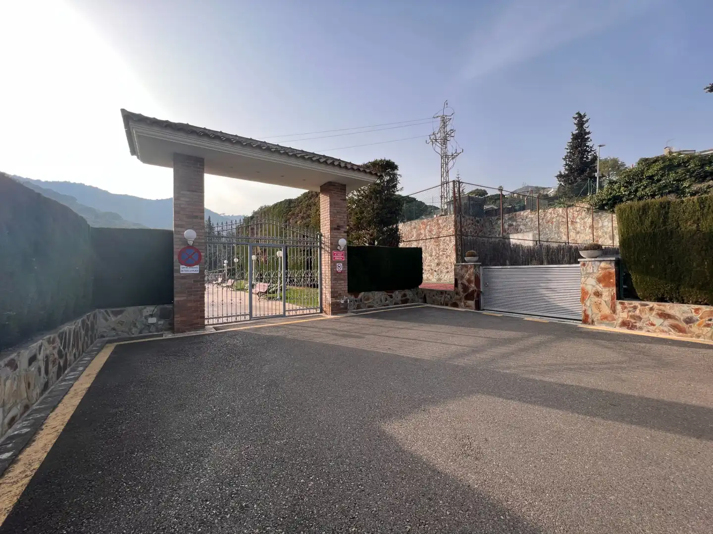 Casa o xalet de lloguer en Alella amb Moblat i Piscina comunitària