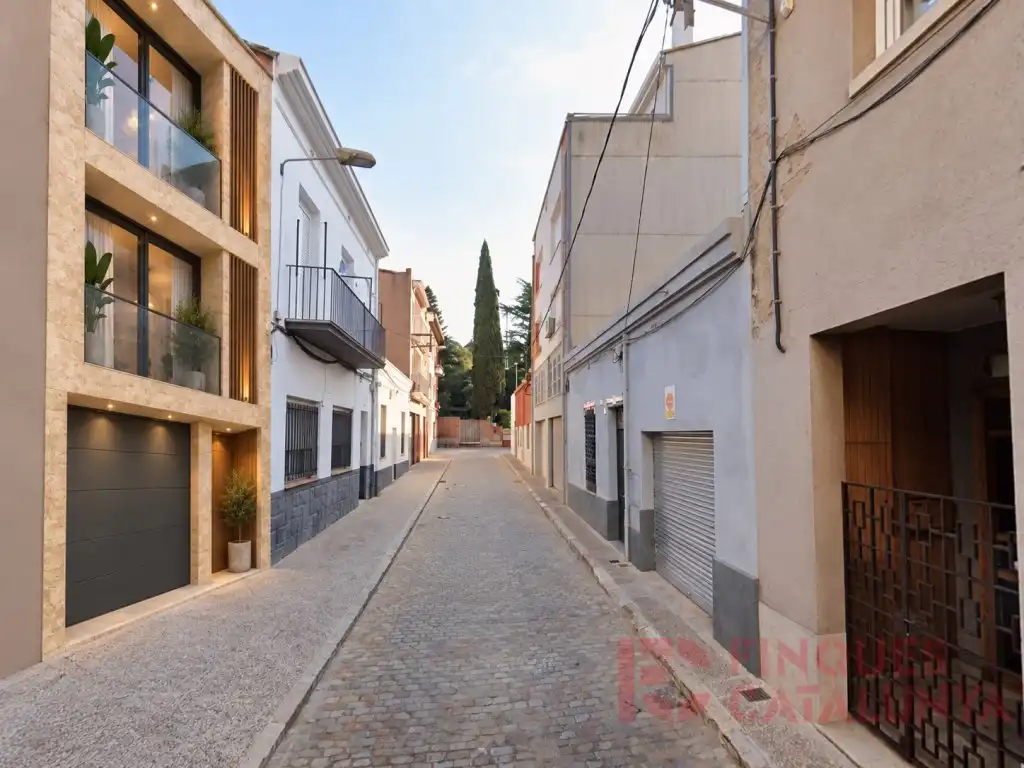Terreno residencial en venta en Calle Enderrocades, imagen 2