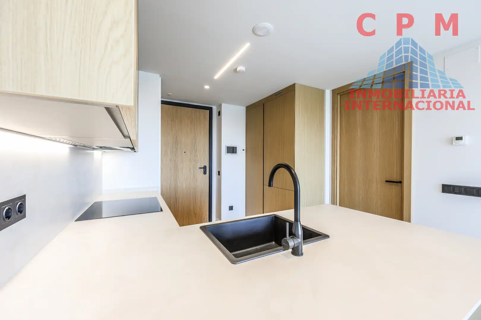 Kitchen of Flat for rent in Madrid  with Air Conditioner, Heating and Parquet flooring