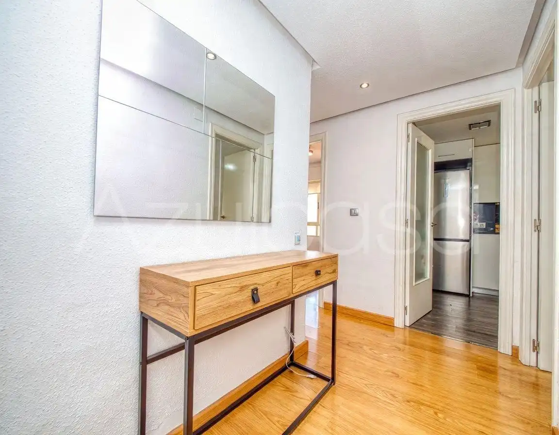 Wohnung zum Verkauf in Sant Joan d'Alacant mit Klimaanlage, Terrasse und Gemeinschaftspool