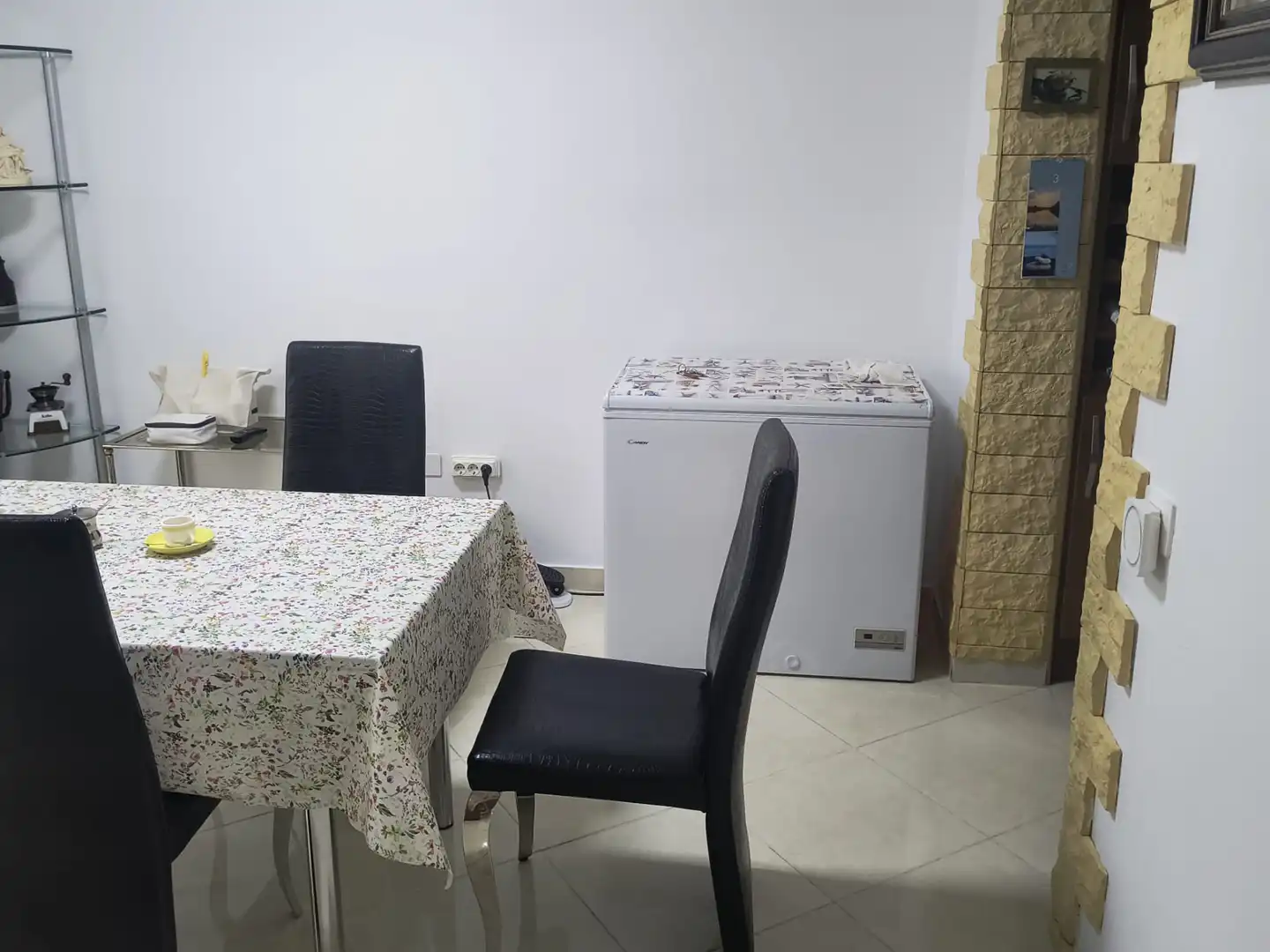 Cuina de Casa o xalet en venda en Buenavista del Norte amb Jardí privat, Terrassa i Forn