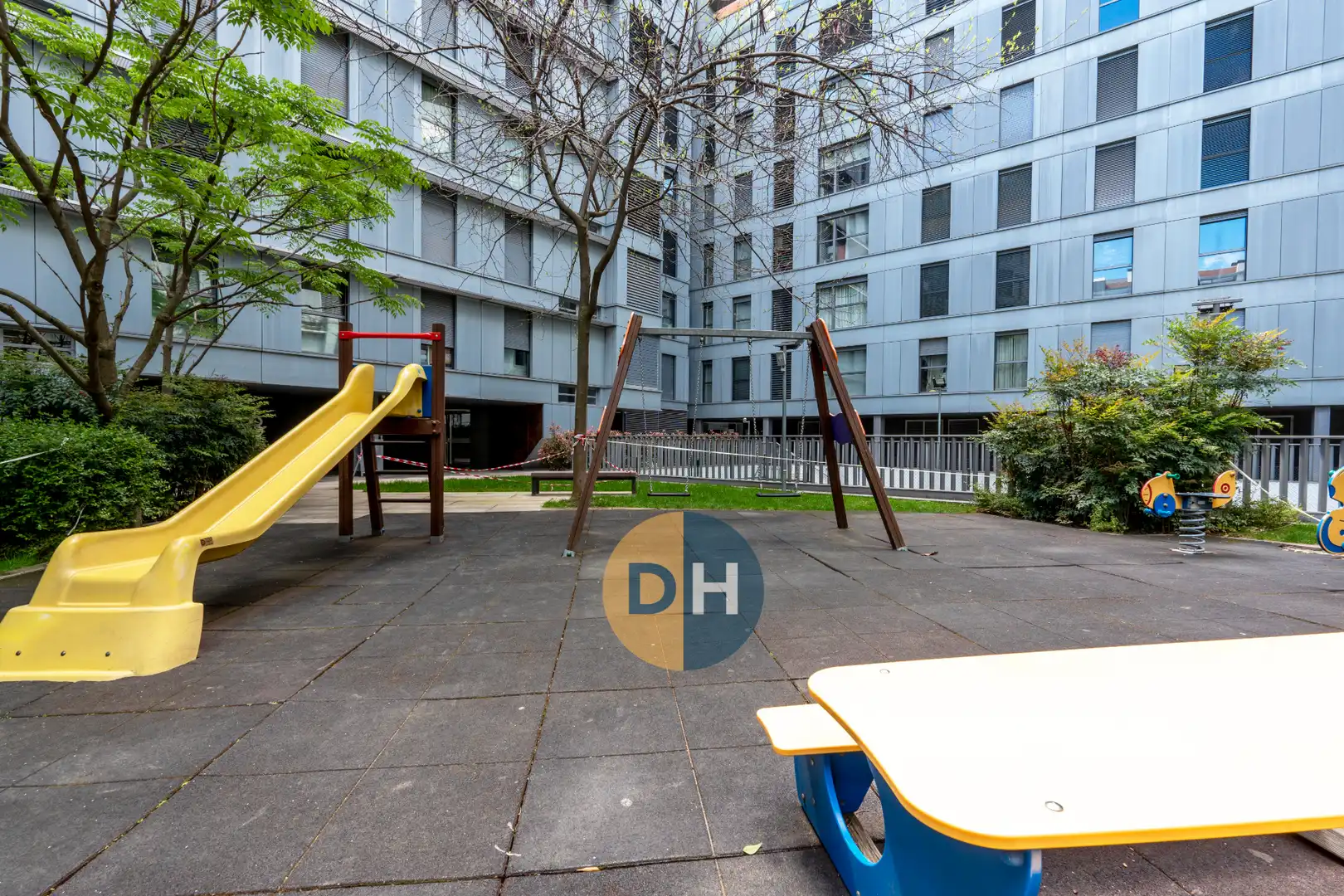 Terraza de Ático en venta en Madrid con Aire acondicionado, Calefacción y Parquet