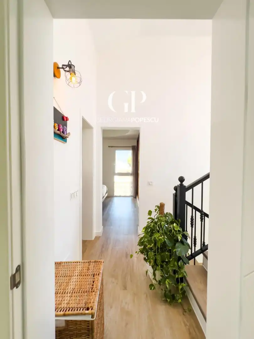 Haus oder Chalet zum Verkauf in La Oliva mit Privatgarten, Terrasse und Möbliert