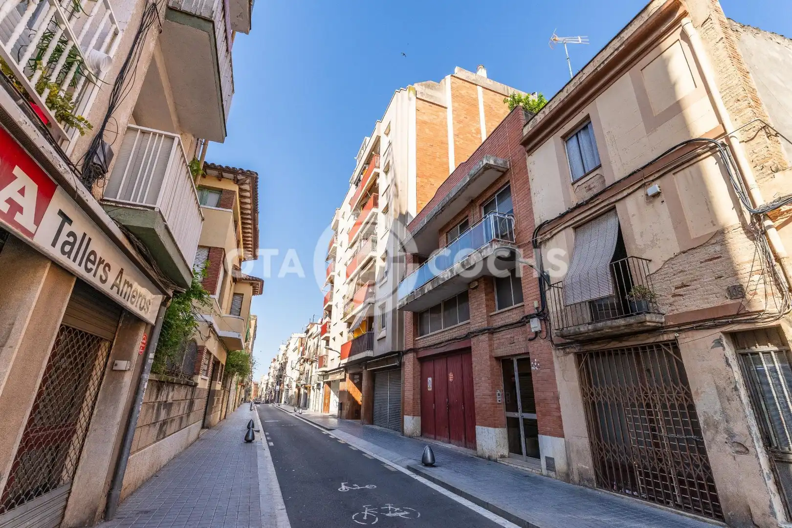 Vista exterior de Piso en venta en Reus con Calefacción y Balcón