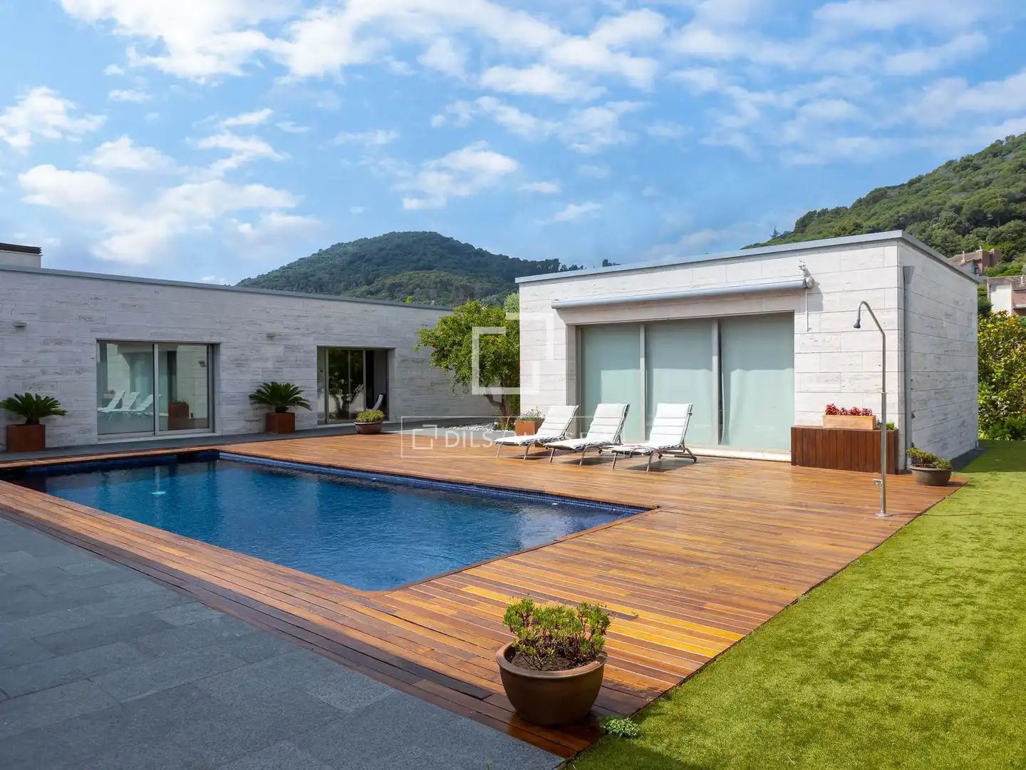 Villa con piscina in vendita a Vallromanes, imagen 2