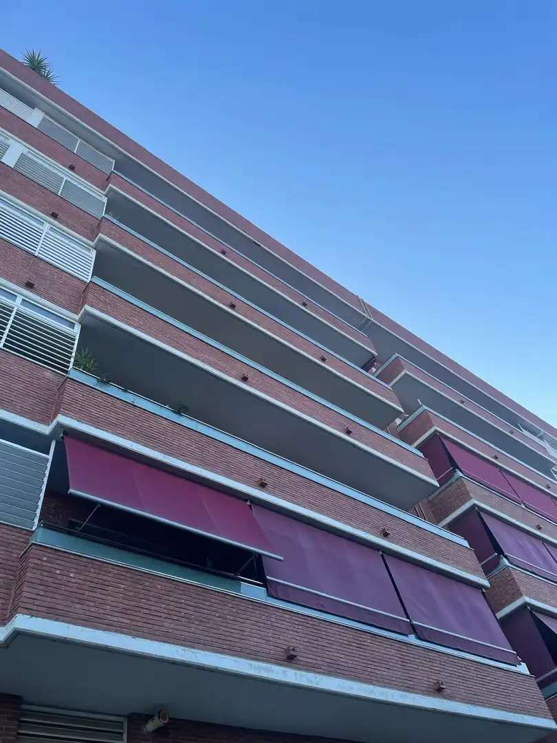 Vista exterior de Piso en venta en Viladecans con Jardín privado y Balcón