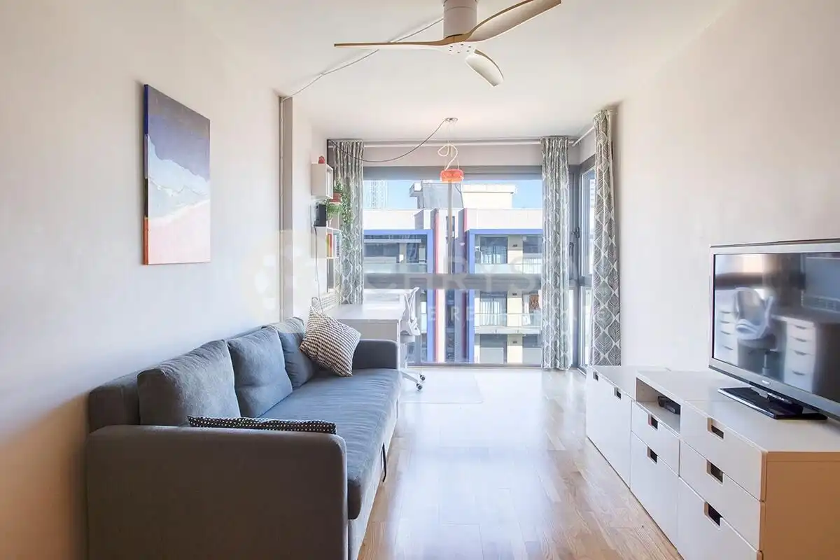 Living room of Flat for sale in Barcelona  with Air Conditioner, Heating and Private garden