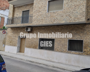 Vista exterior de Casa adosada en venda en L'Alcúdia amb Aire condicionat, Calefacció i Terrassa