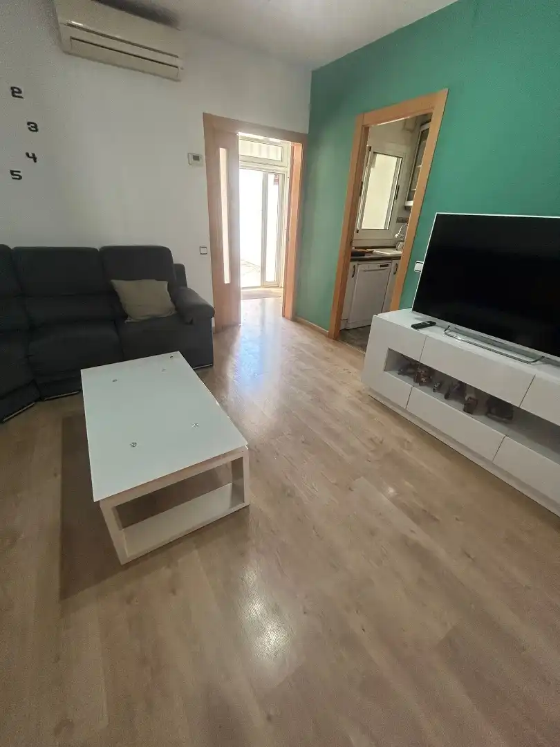 Sala de estar de Casa adosada en venta en Badalona con Aire acondicionado, Calefacción y Terraza