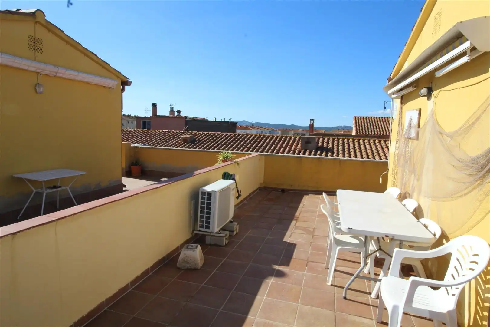 Terraza de Apartamento en venta en L'Estartit con Calefacción, Terraza y Piscina