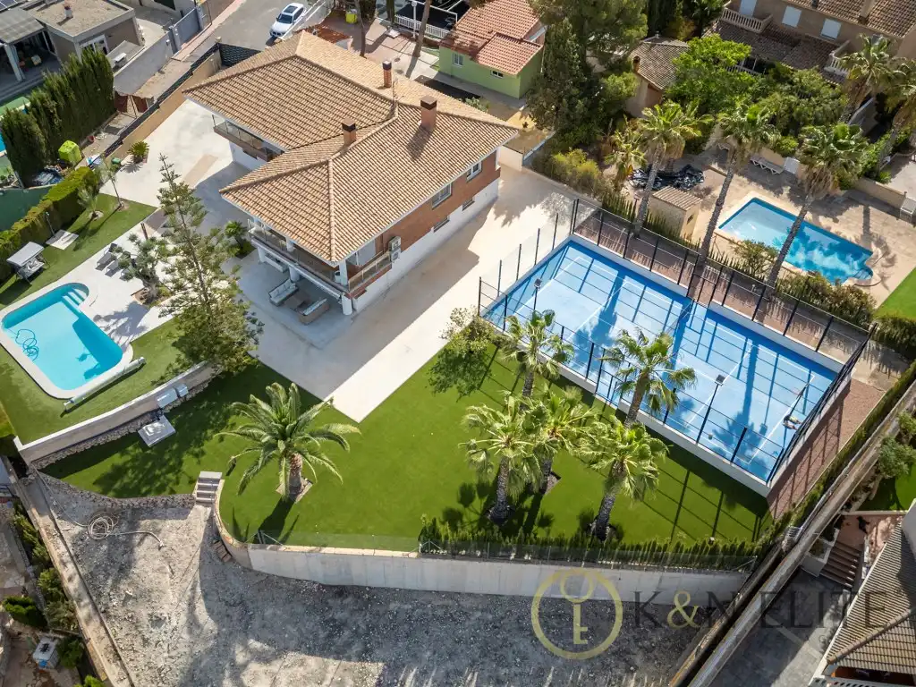 Vista exterior de Casa o chalet en venta en Petrer con Aire acondicionado, Jardín privado y Piscina