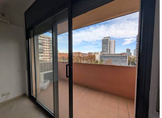 Piso en Venta en Carrer de la Selva de Mar en Provençals del Poblenou