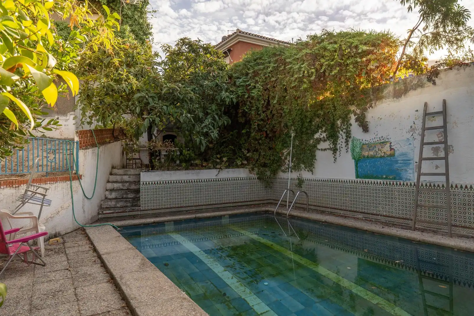 Piscina de Casa o xalet en venda en La Zubia amb Calefacció, Jardí privat i Terrassa