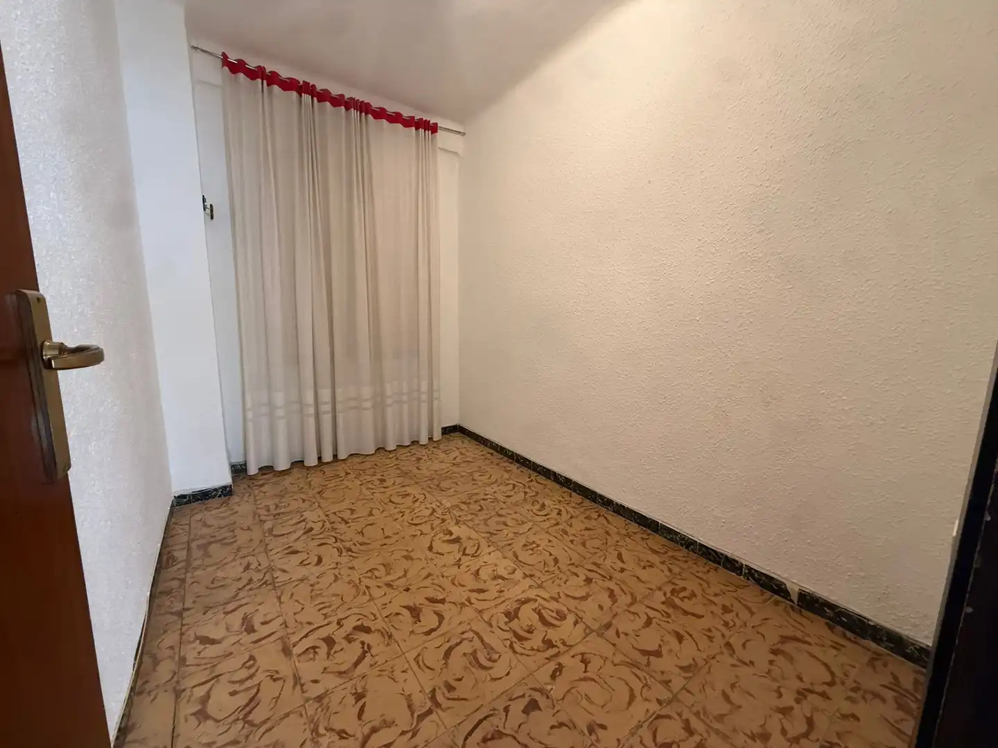 Bedroom of Flat for sale in Barcelona  with Air Conditioner