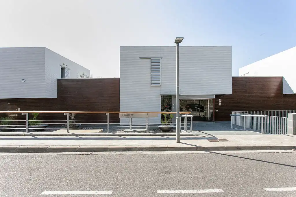 Vista exterior de Piso en venta en Sant Pere de Ribes con Piscina