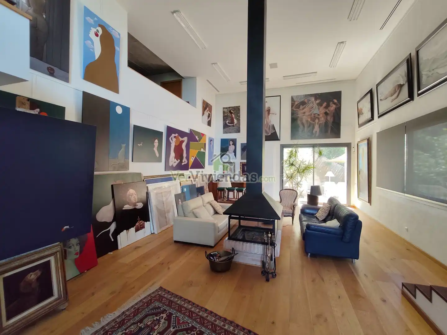 Sala d'estar de Casa o xalet en venda en Sant Cugat del Vallès amb Aire condicionat, Calefacció i Jardí privat