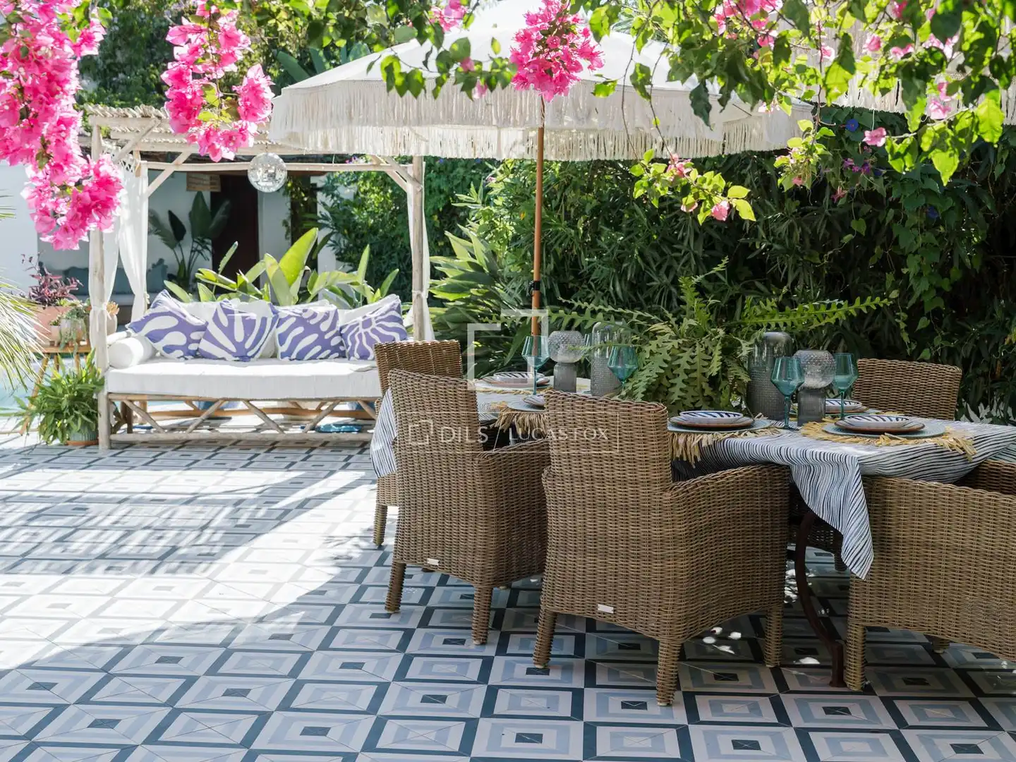 Terrassa de Casa o xalet en venda en Santa Eulària des Riu amb Aire condicionat, Calefacció i Jardí privat