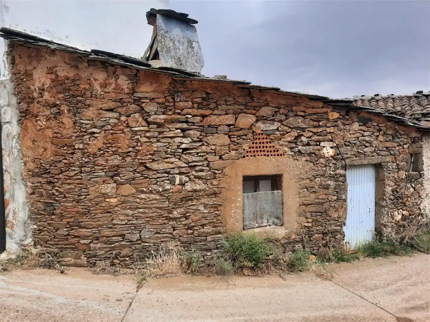 Vista exterior de Finca rústica en venda en Vegalatrave