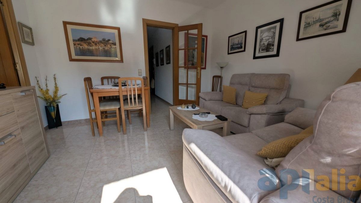 Living room of Flat for sale in Sant Feliu de Guíxols  with Heating and Balcony