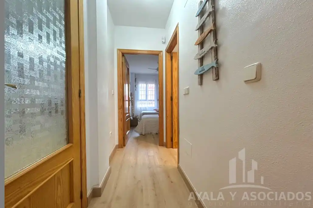 Pis en venda en Cartagena amb Parquet, Traster i Moblat