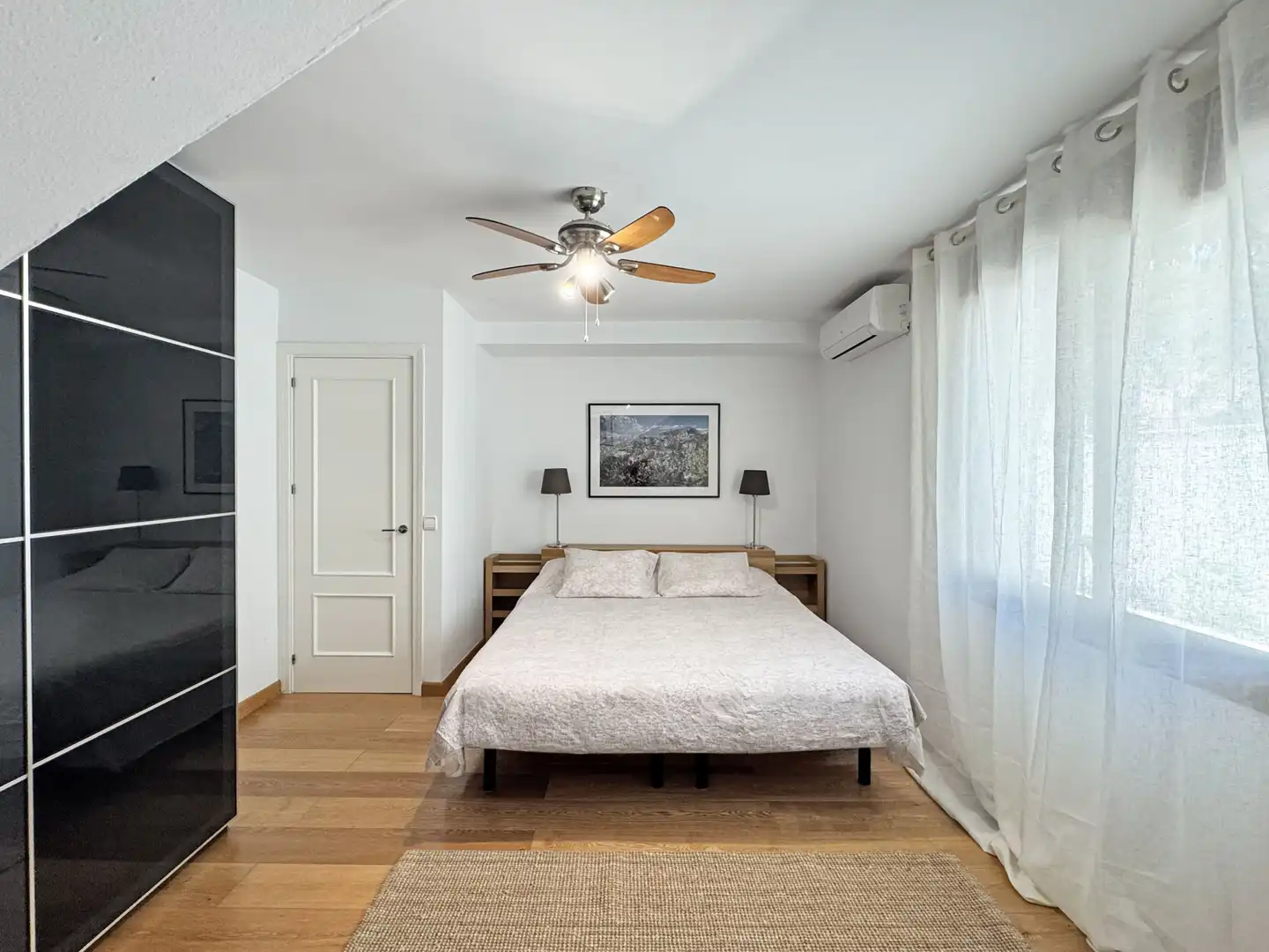 Dormitori de Casa o xalet de lloguer en Marbella amb Jardí privat, Terrassa i Piscina