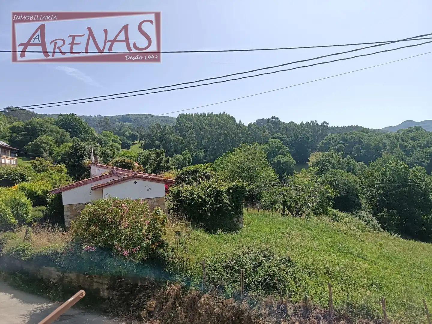 Casa adosada en venta en Ampuero con Parquet y Terraza