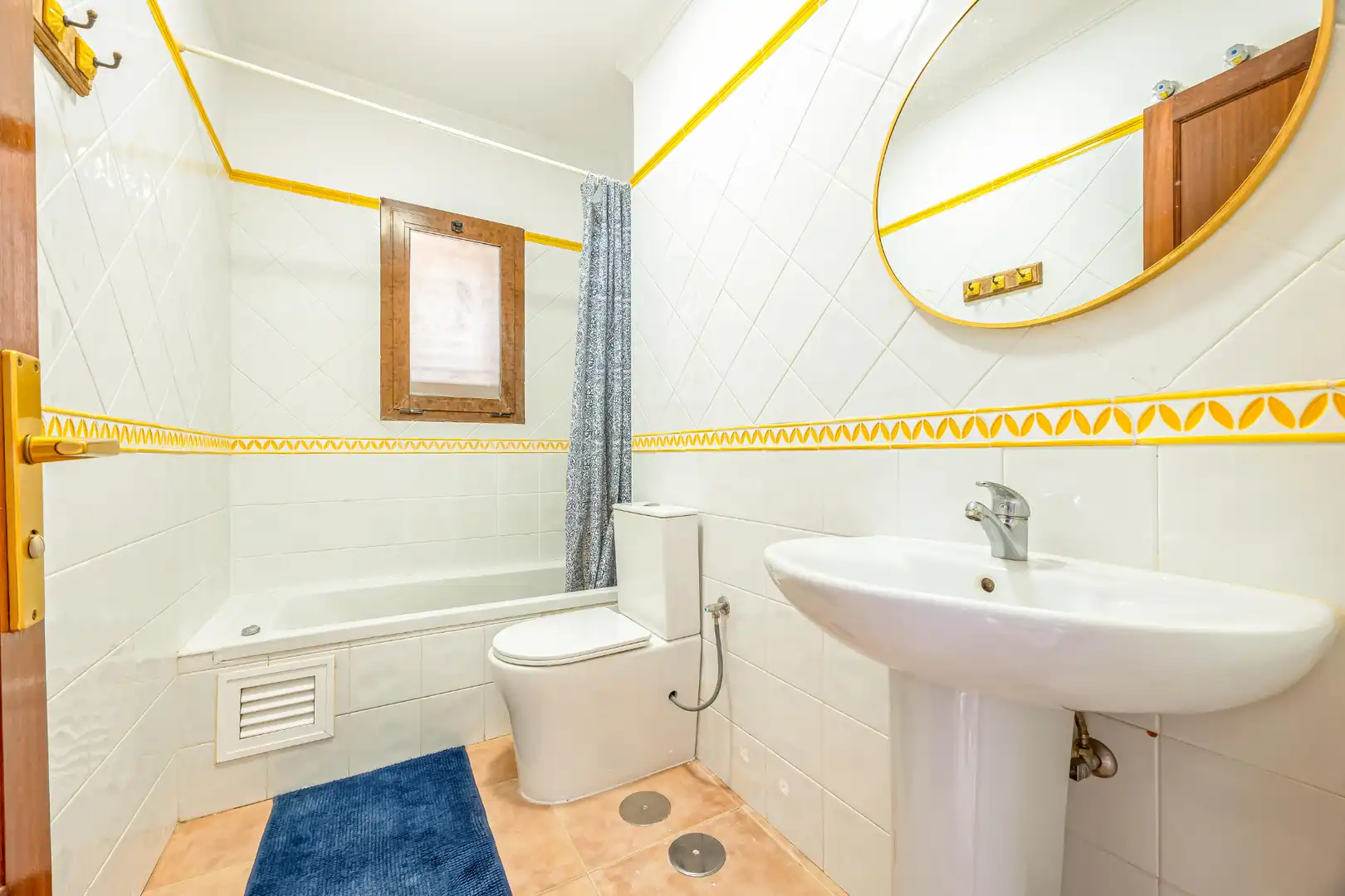 Baño de Casa adosada en venta en Teror con Terraza, Amueblado y Horno