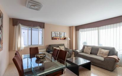 Living room of Flat for sale in Terrassa  with Air Conditioner and Heating