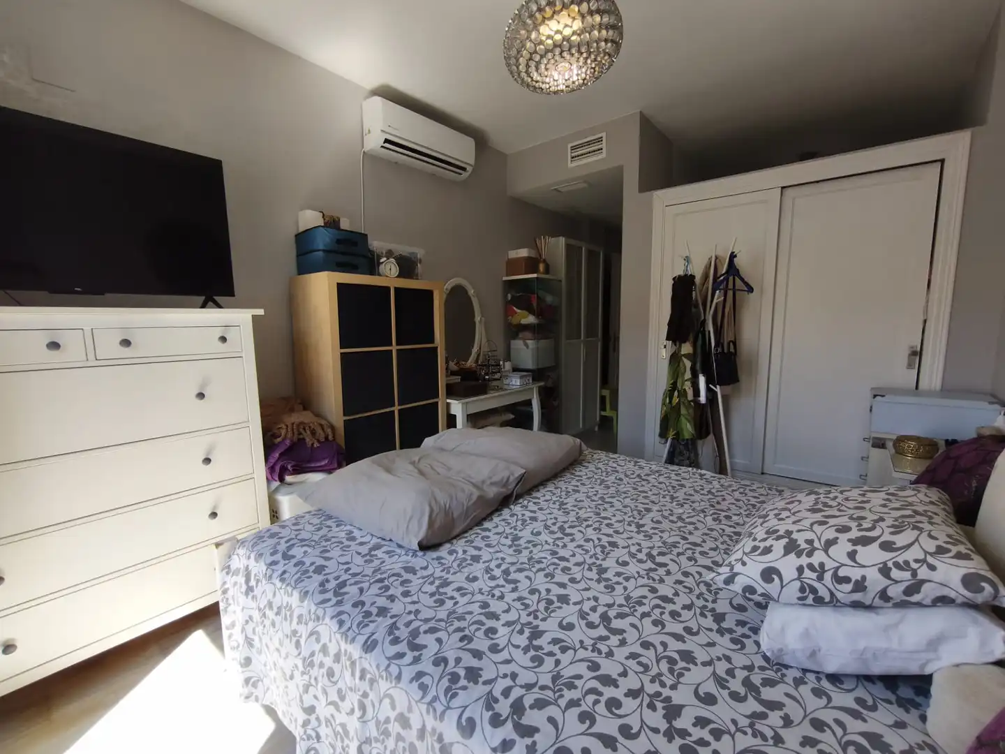 Bedroom of Houses for sale in Gines  with Air Conditioner, Private garden and Terrace