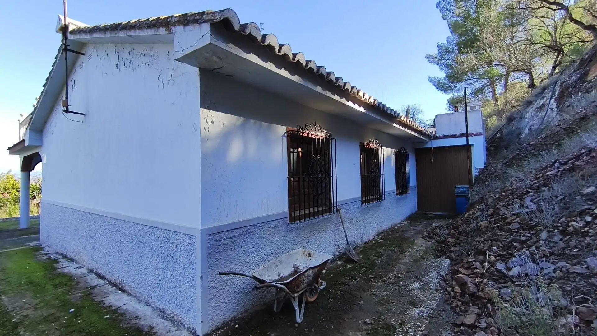 Casa rústica amb piscina en venda a Guaro, imagen 18