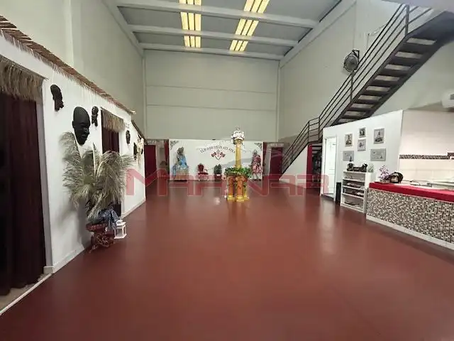 Nave industrial de alquiler en Centro