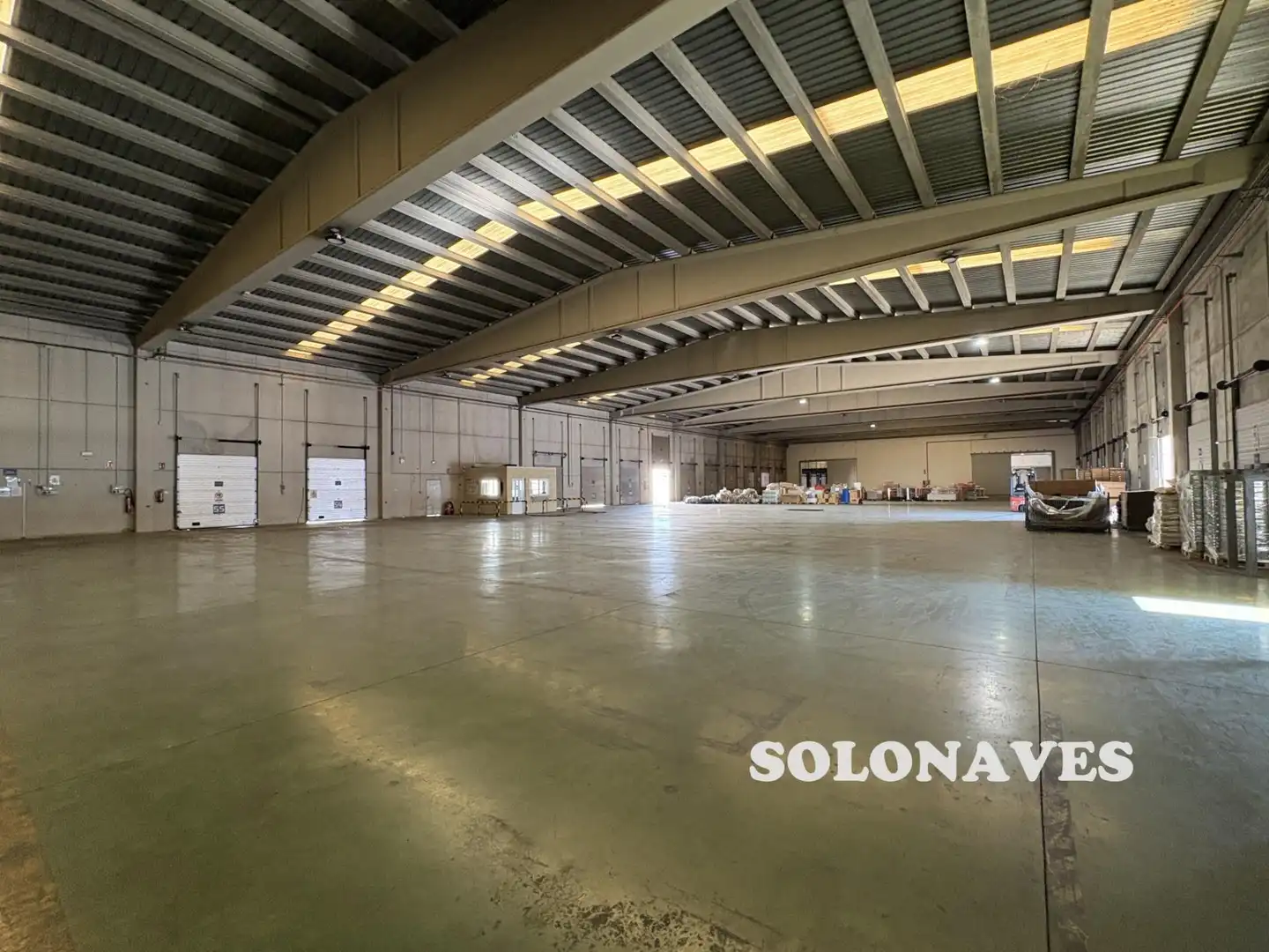 Nave industrial de alquiler en La Muela