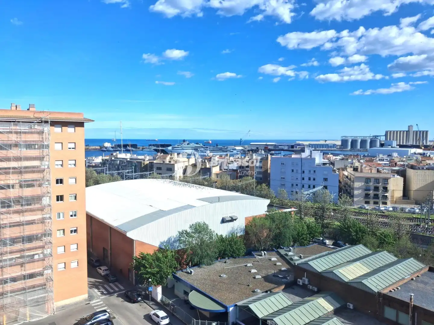 Außenansicht von Wohnung zum Verkauf in Tarragona mit Klimaanlage, Heizung und Möbliert