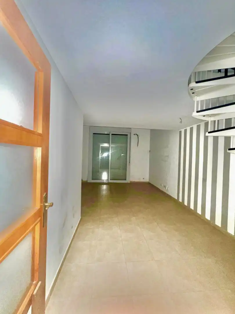 Maisonette mit Pool zum Verkauf in Carrer del Clot, imagen 17
