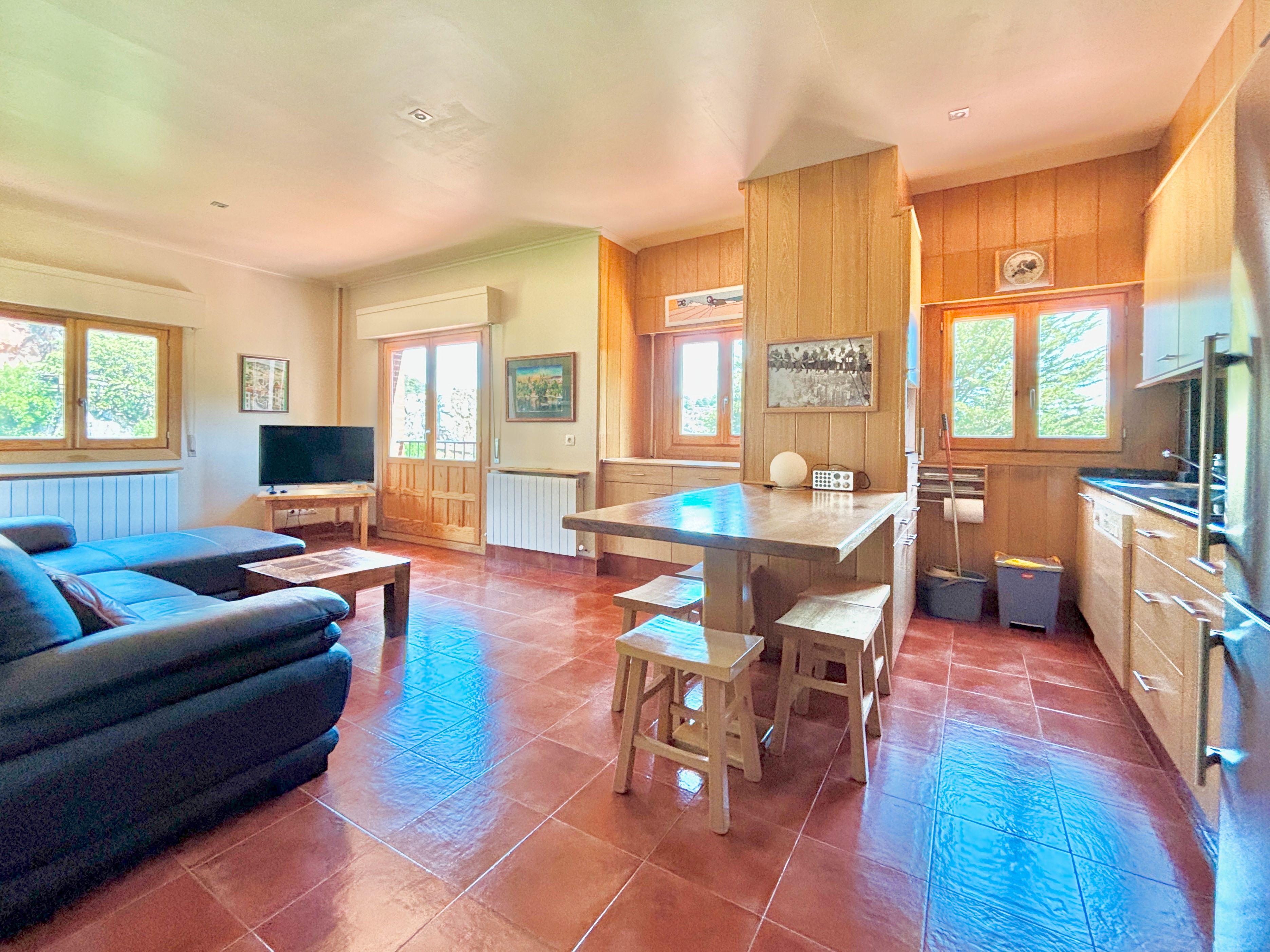 Living room of Flat for sale in Ortigosa de Cameros  with Heating, Furnished and Balcony