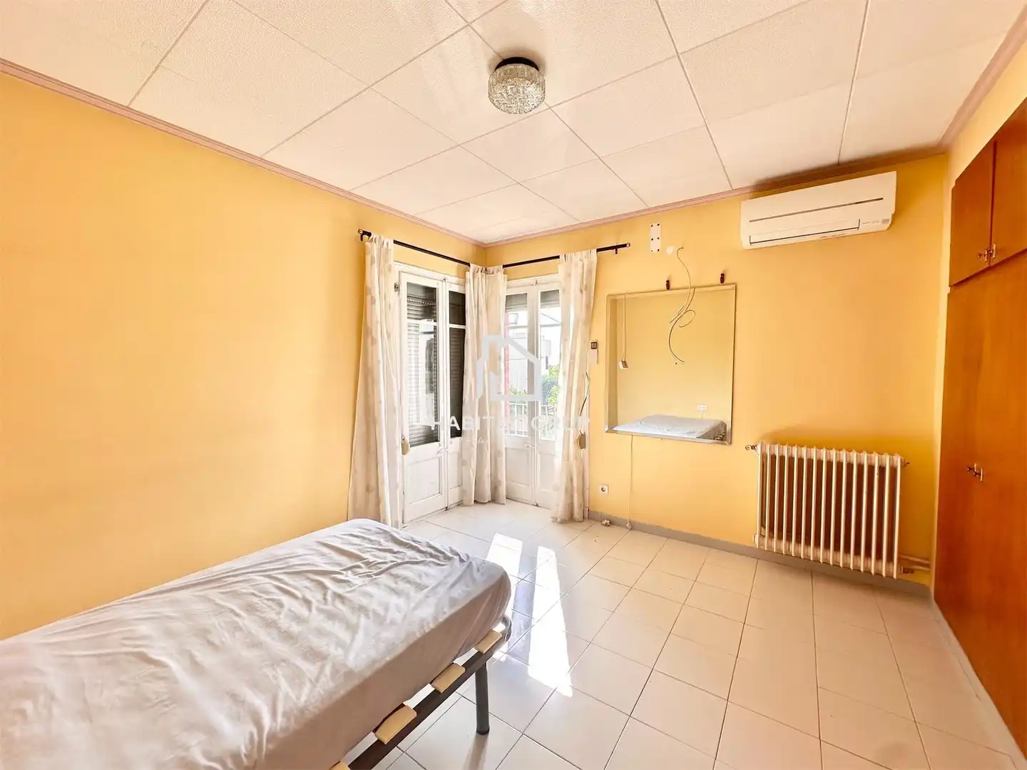 Dormitori de Casa o xalet en venda en Banyoles amb Aire condicionat, Calefacció i Jardí privat