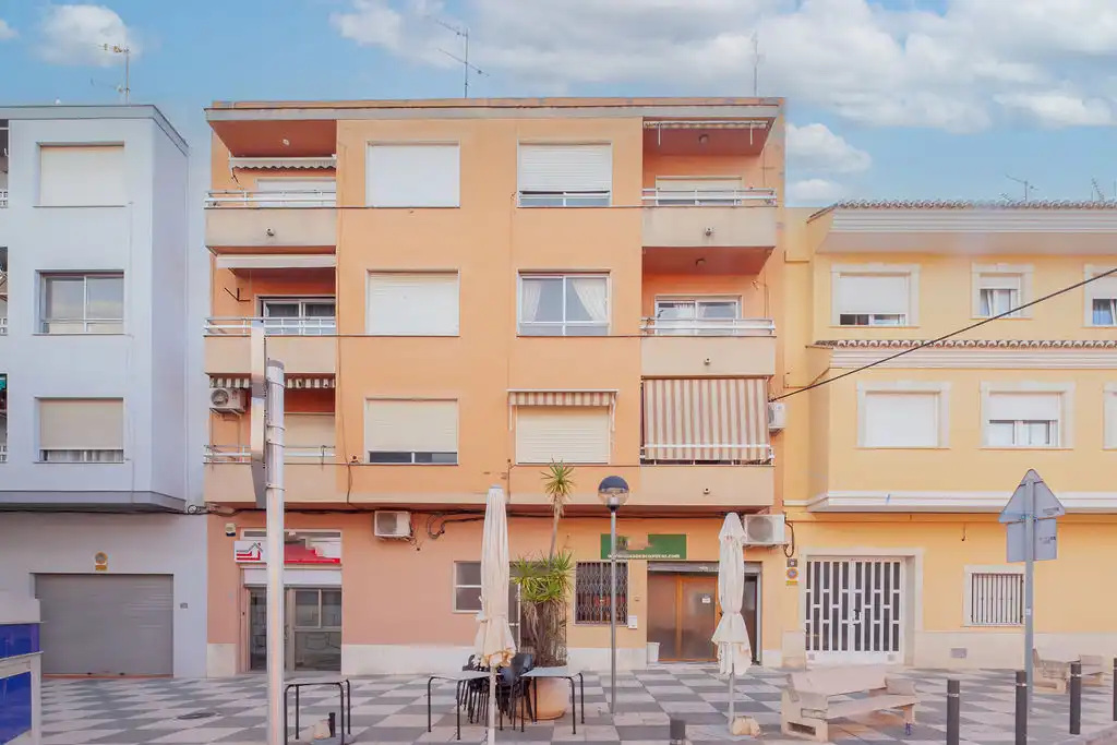 Vista exterior de Piso en venta en Benicull de Xúquer