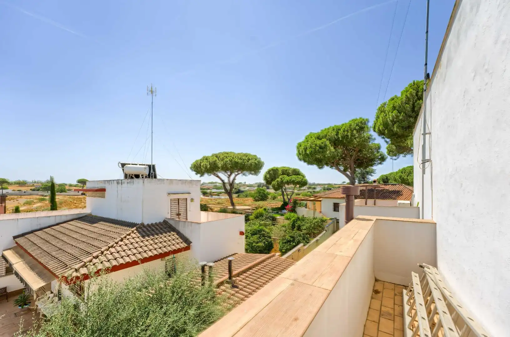 Jardí de Casa o xalet en venda en Alcalá de Guadaira amb Aire condicionat, Calefacció i Jardí privat