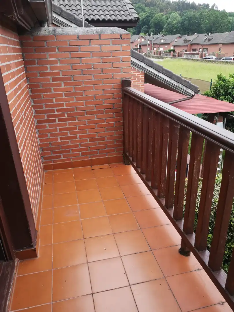 Terrassa de Casa o xalet en venda en Guriezo amb Calefacció, Jardí privat i Terrassa