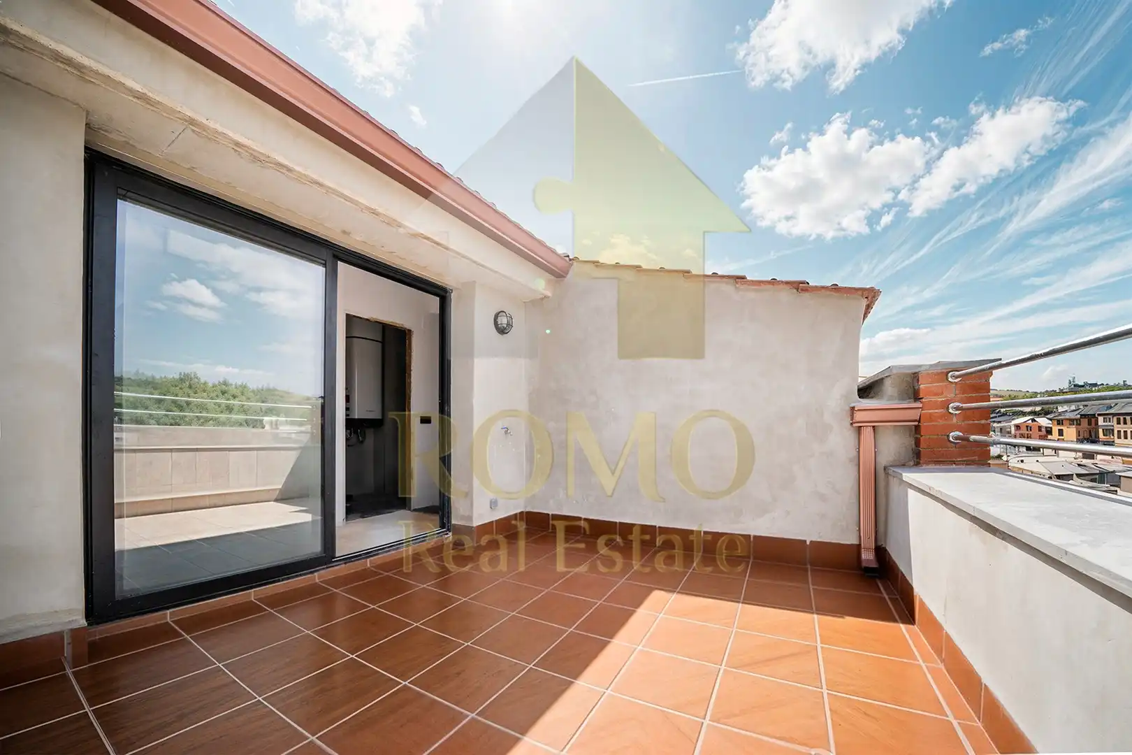 Duplex avec ascenseur à vendre à Carrer ďÁvila