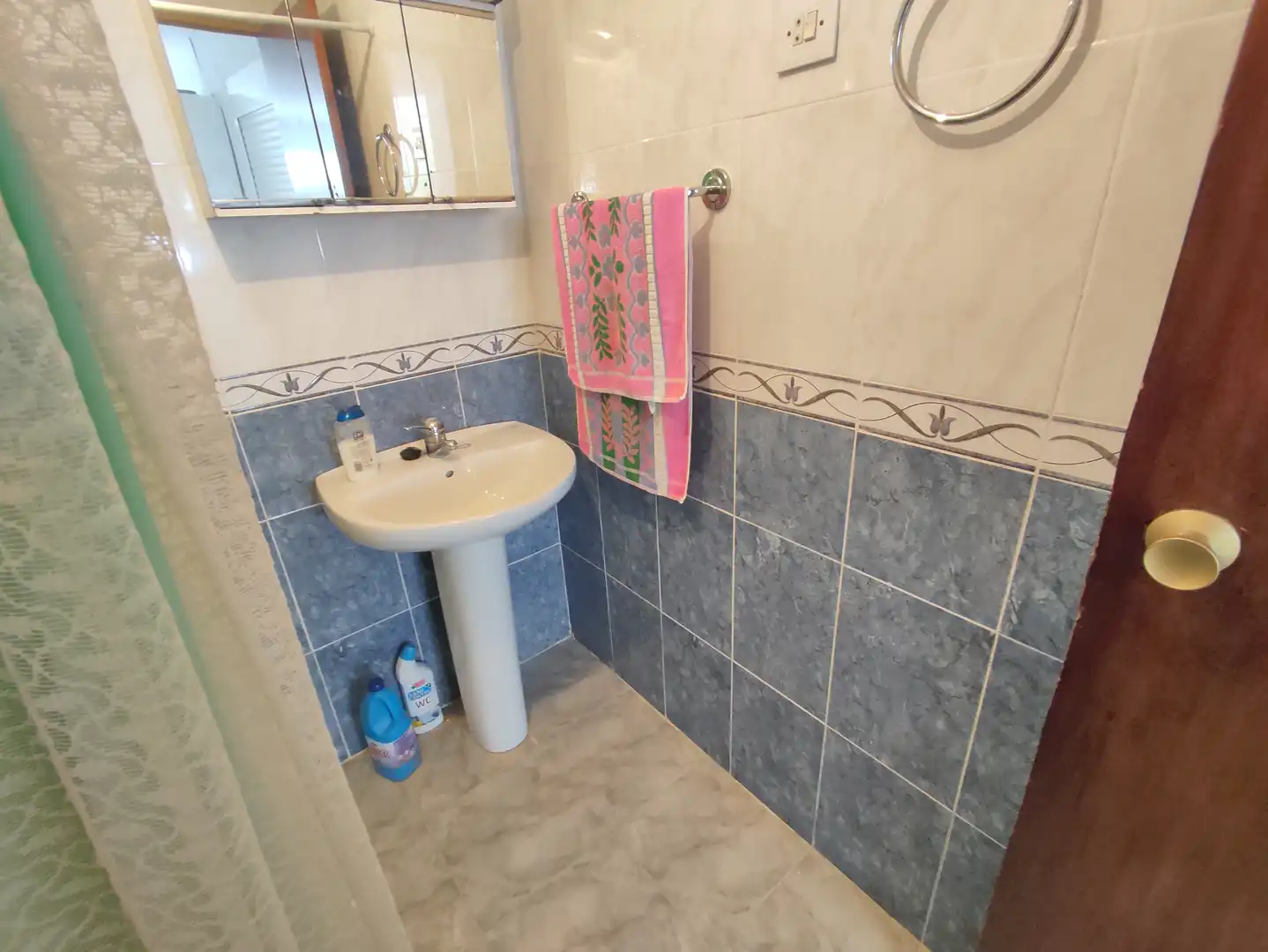 Bany de Casa o xalet en venda en Iznájar amb Moblat