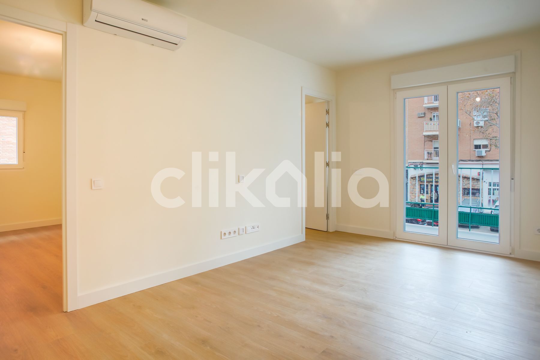 Habitación de Piso en venta en  Madrid Capital con Aire acondicionado, Calefacción y Terraza