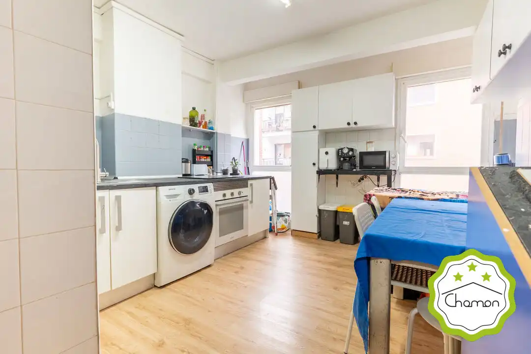 Kitchen of Flat for sale in Bilbao   with Private garden and Storage room