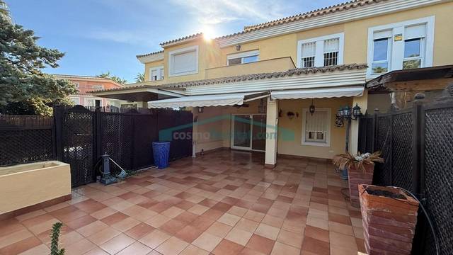 Casa adosada en Venta en Alicante Golf
