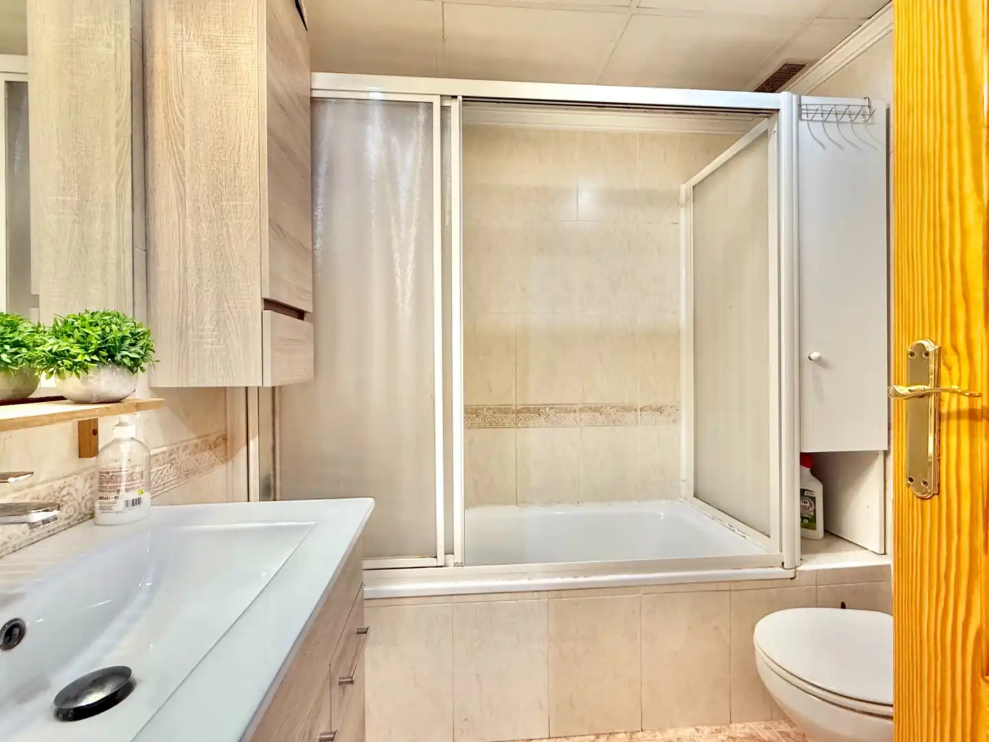 Bathroom of Houses for sale in San Pedro del Pinatar  with Air Conditioner, Heating and Private garden