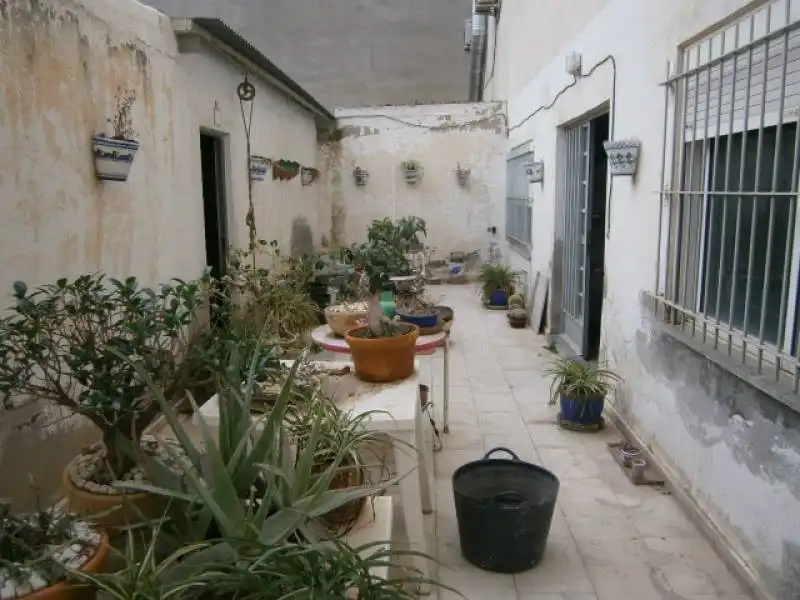 Business premises for sale in Novelda